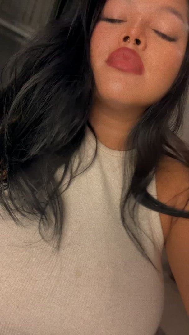 Curvymoanaaa <strong>@curvymoanaaa</strong> in porn video