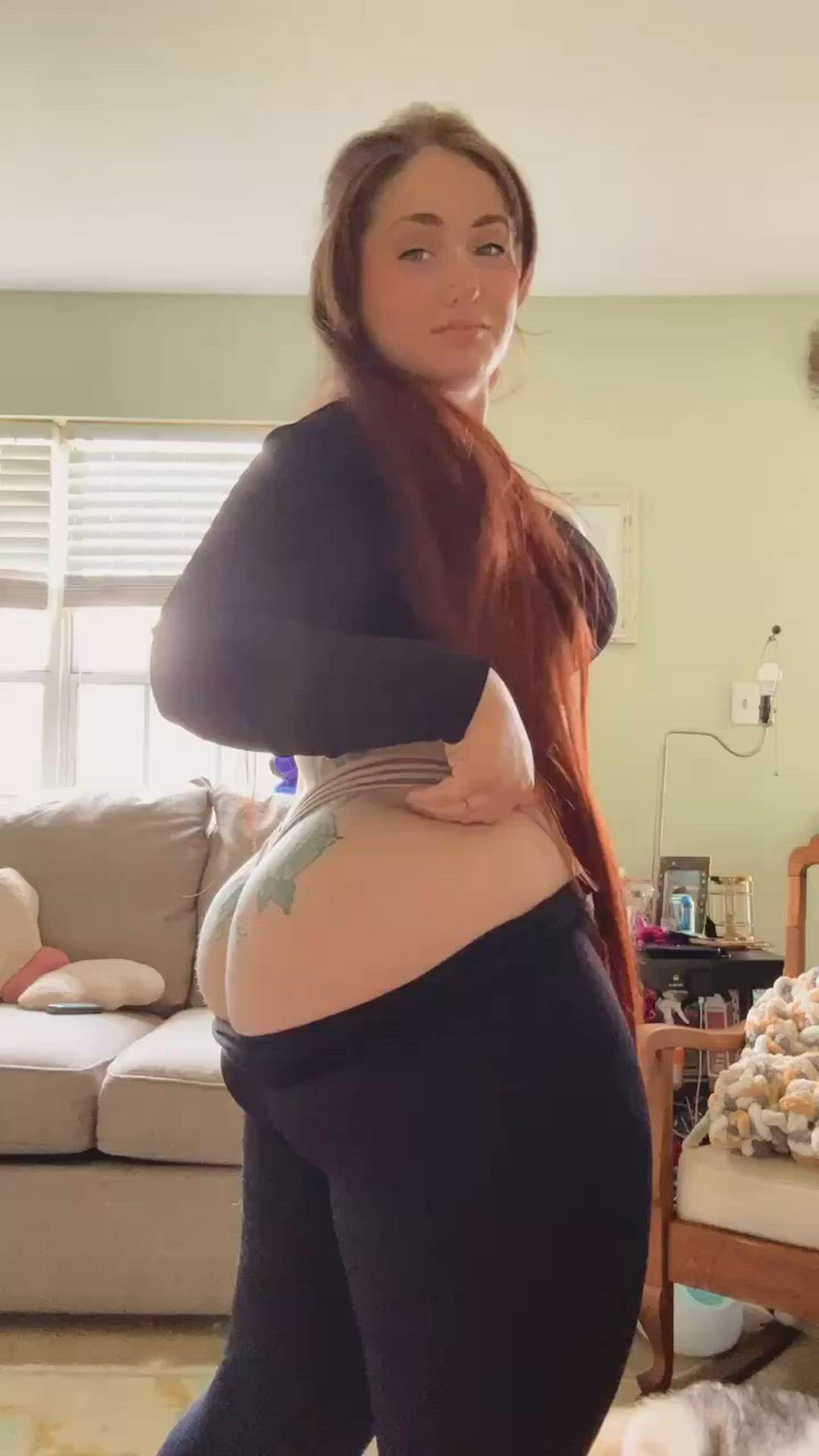 Daydreamingprisoner  <strong>@daydreamingprisoner252</strong> in long hair big ass porn video