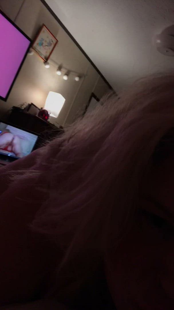 DeepFriedFemale <strong>@b1gb1tchenergy</strong> in butt plug backshots camgirl porn video