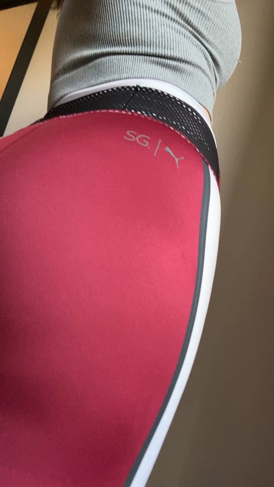 Desdalton <strong>@desireediv</strong> in modernsexyfitness yoga pants ass tight brunette leggings model porn video