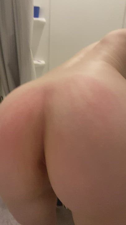 Diamond <strong>@princess376</strong> in bending over wet pussy creampie porn video