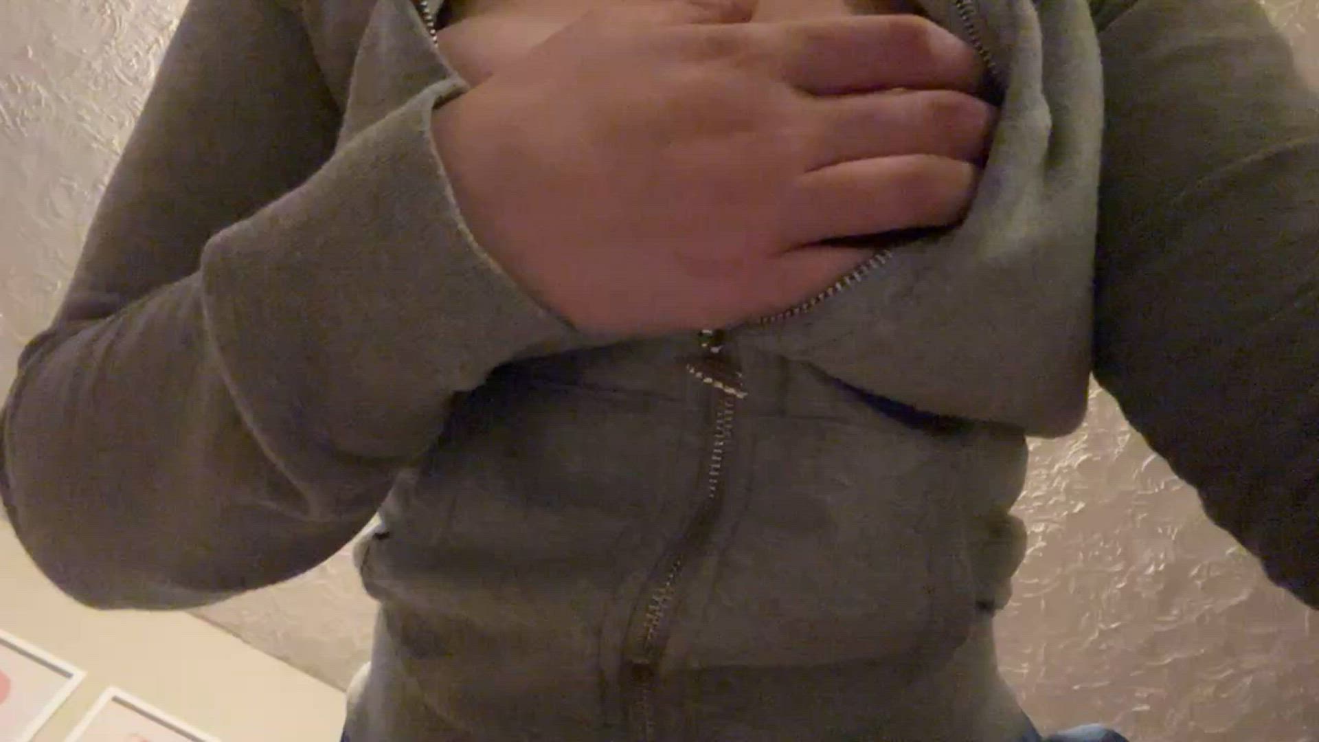 Dirtytinii6 <strong>@dirty.blondee</strong> in big natural tits onlyfans boobs porn video
