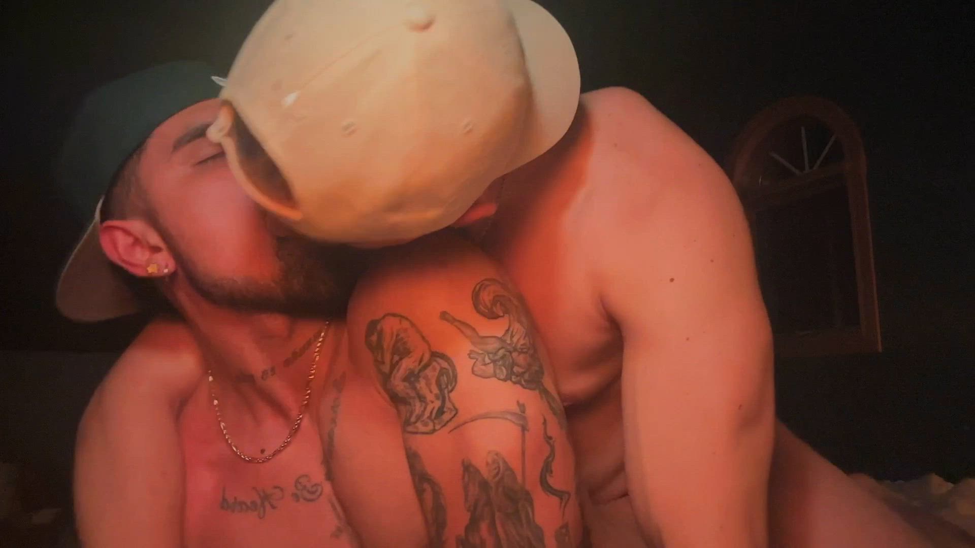 Disengenuine <strong>@disengenuine</strong> in porn video