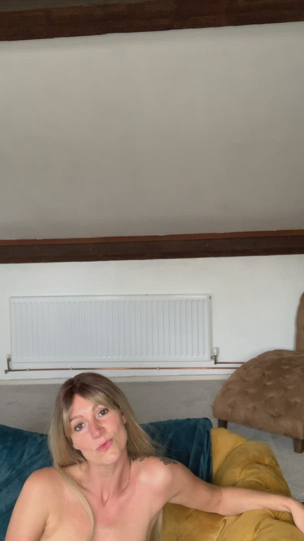 Eden rose ? your new favourite mommy x <strong>@edenroseof</strong> in small nipples small tits onlyfans british milf mom porn video