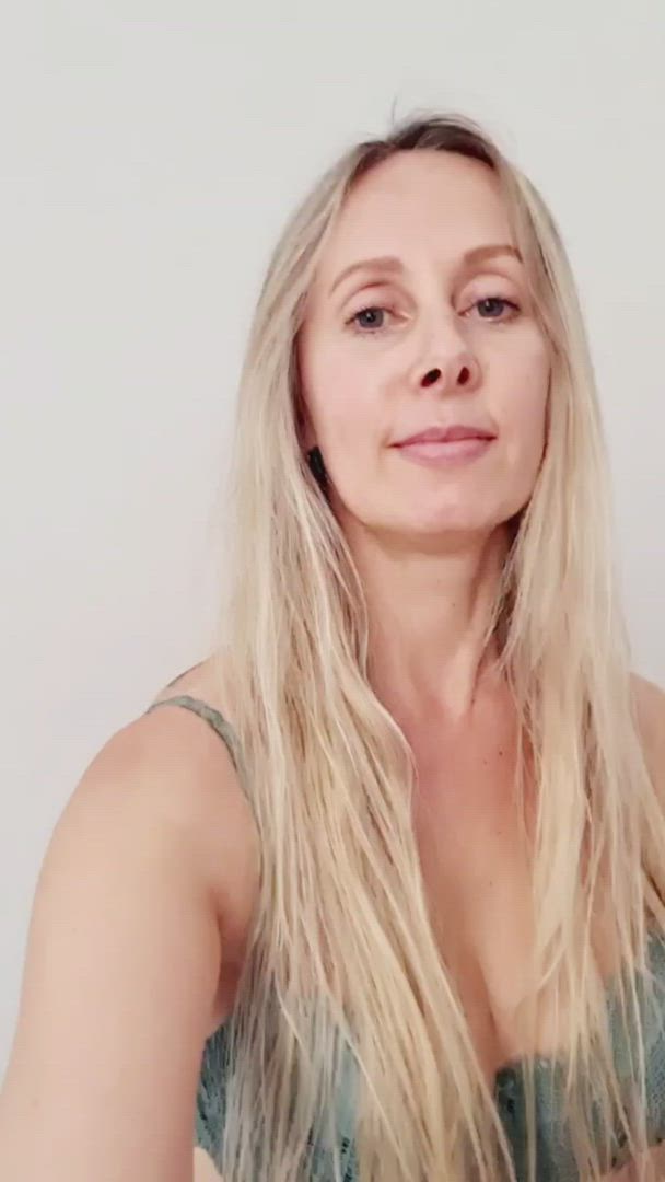 Elen-ua <strong>@elen_ua</strong> in natural tits homemade boobs porn video