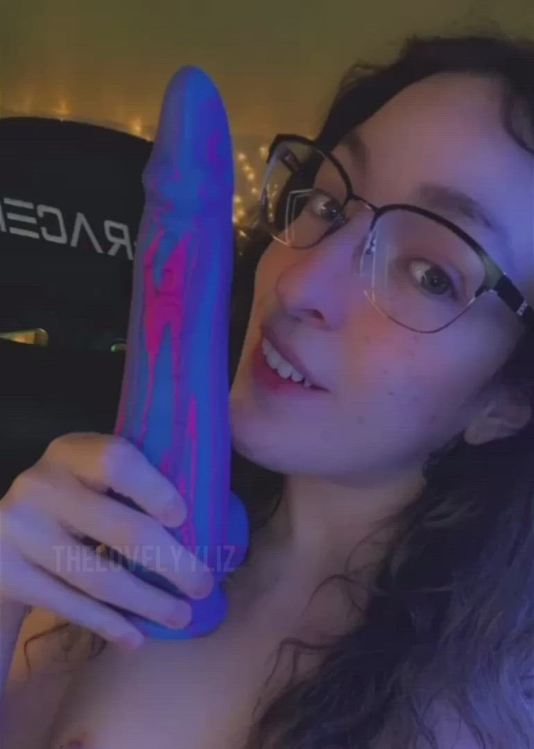 Elizabeth <strong>@lovelylizfree</strong> in porn video