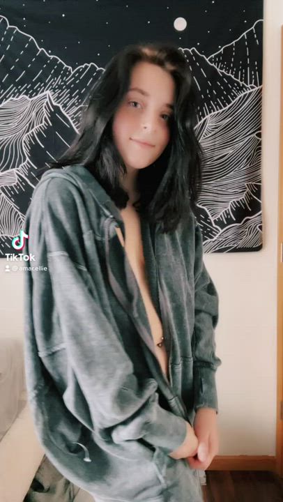 Ellie Amar <strong>@ellie.amar</strong> in 18 years old naked ass porn video