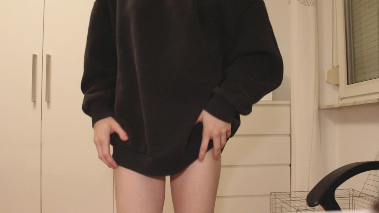 Ellislittlesecret  <strong>@ellislittlesecret</strong> in porn video