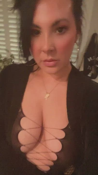 Elyse Nicole  <strong>@elyse0xo</strong> in porn video
