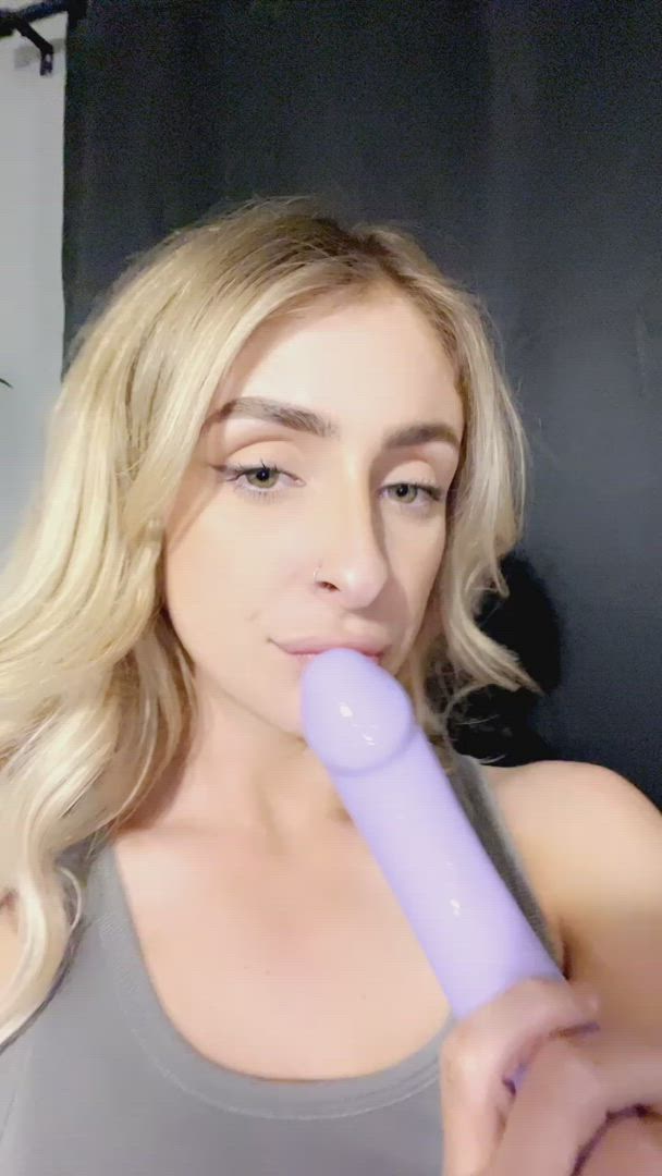 Elysexy19 <strong>@alldaywithlyse</strong> in double shop blowjob blowbang sex toy porn video