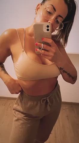 Emilia??‍♀️ <strong>@emilia-garcia</strong> in porn video