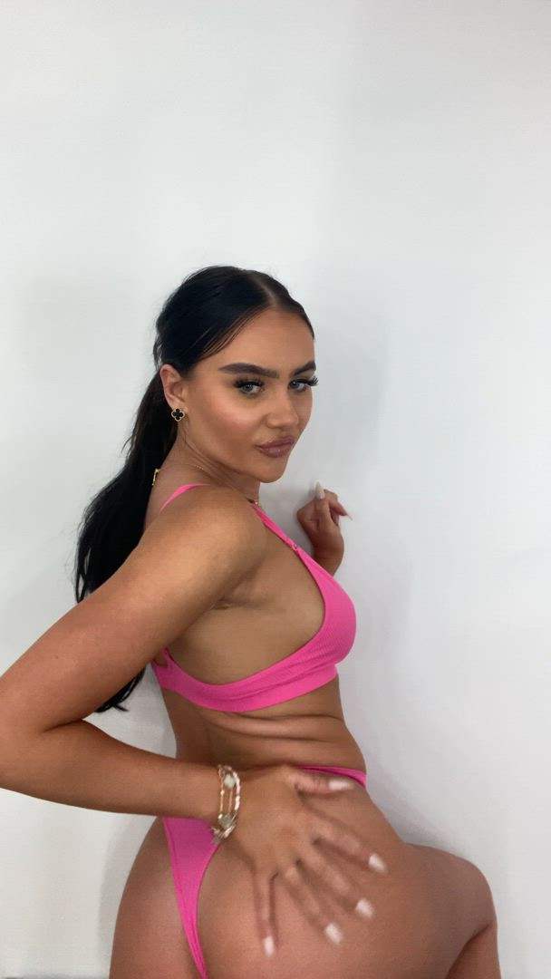 Emiliachristou <strong>@riolls</strong> in big tits brunette onlyfans big ass teen porn video