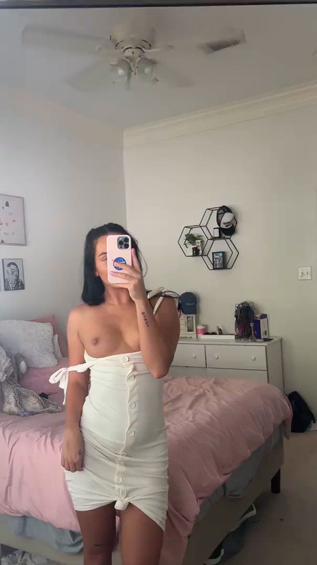 Emilyrosess <strong>@emilyrosess</strong> in small tits amateur ass porn video