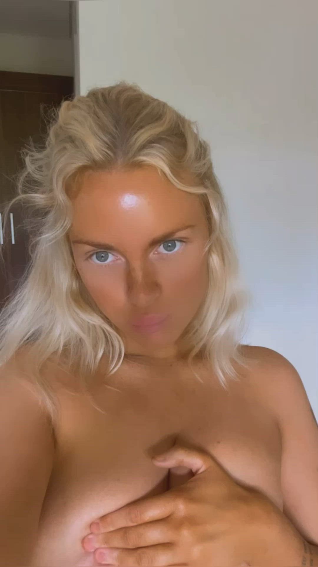 Emilyruby <strong>@emilyruby</strong> in big tits amateur ass porn video