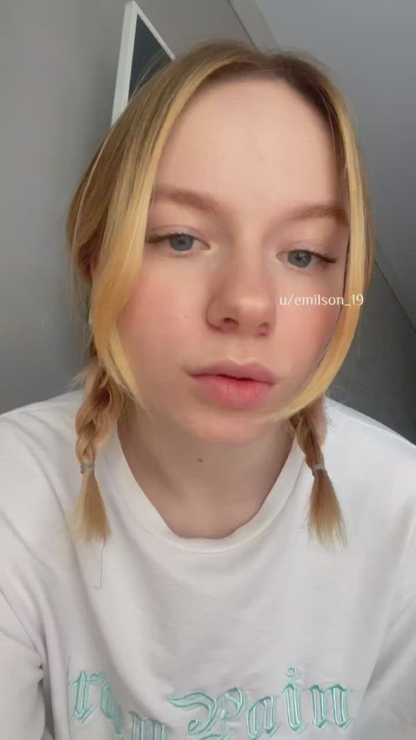 Emilyson_19 <strong>@emilywood_privat</strong> in titty drop blonde boobs porn video
