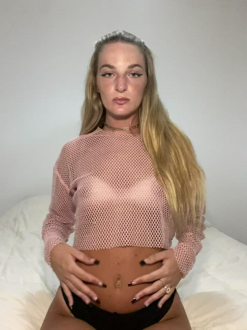 Emmablonde <strong>@blonddemma</strong> in porn video