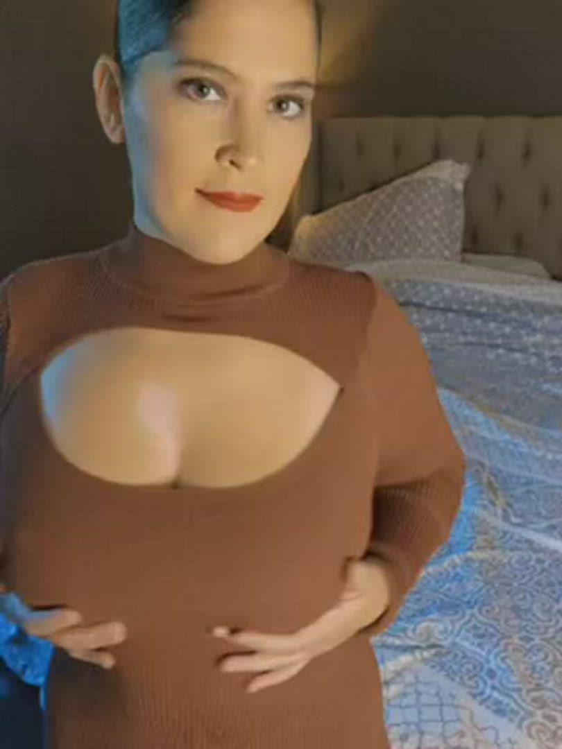 Emmochkaxxx <strong>@th1cc_em</strong> in big tits onlyfans russian porn video