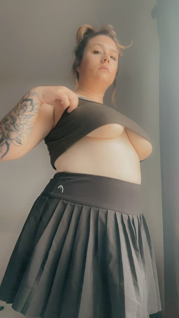 Emvyyo <strong>@emvyy</strong> in porn video