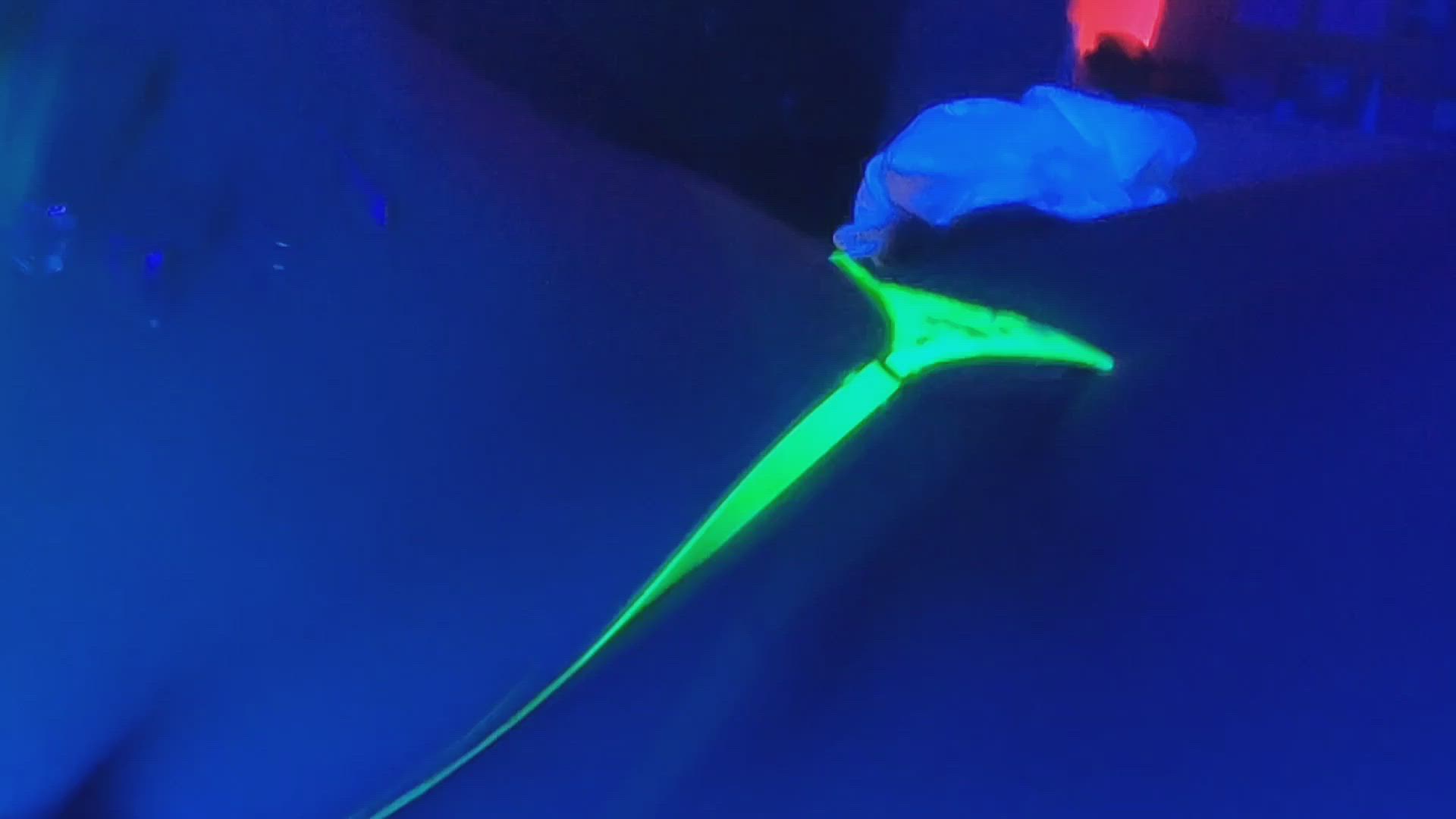 Encantoof <strong>@encantosiren</strong> in porn video
