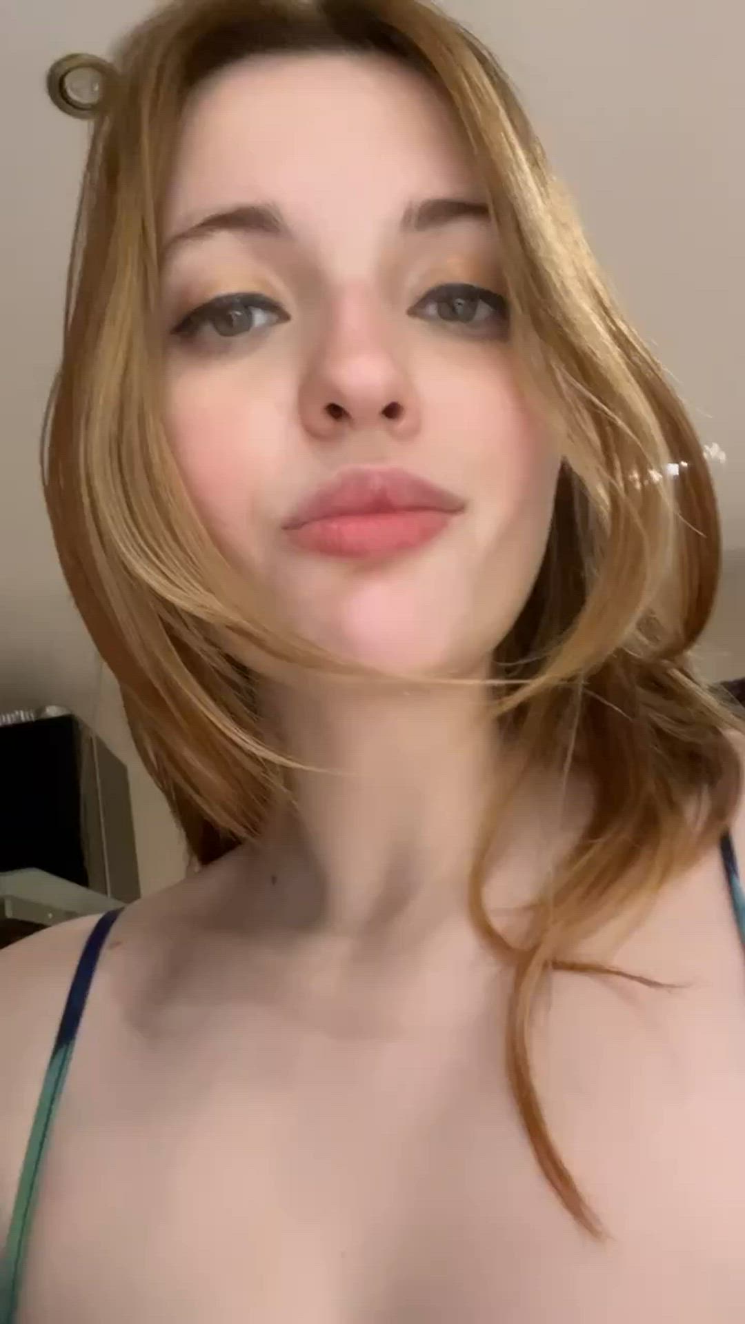 Feliciavina <strong>@felicia_bb</strong> in natural tits brunette homemade porn video