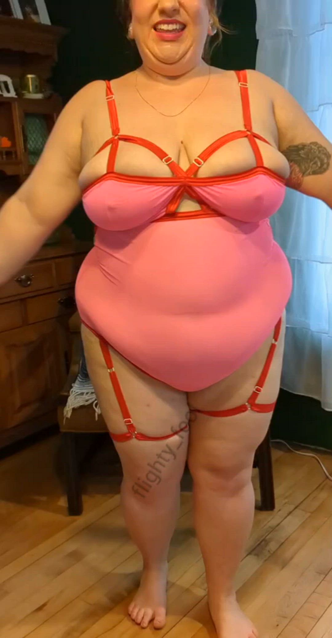Flightyfool <strong>@flighty_fool</strong> in big bouncing huge natural tits lingerie ssbbw porn video