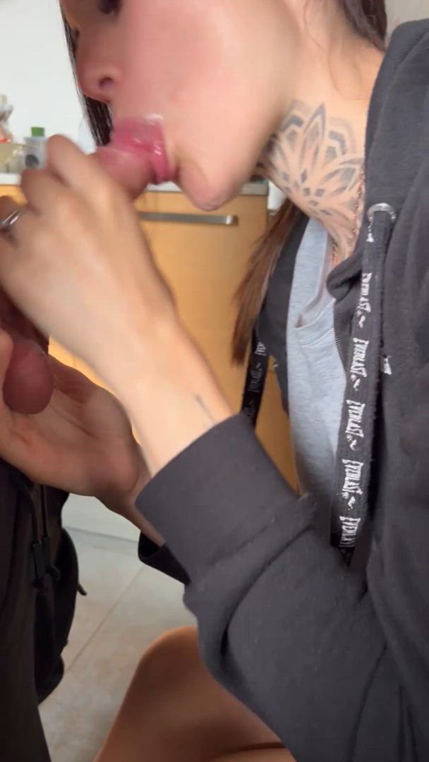 Giadacandy <strong>@candygiada</strong> in big dick amateur blowjob porn video