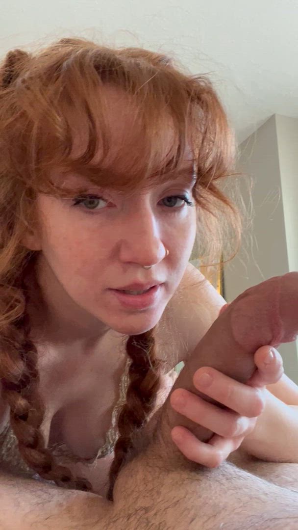 Gidgegidge <strong>@sexyshmexie</strong> in big dick amateur cock porn video