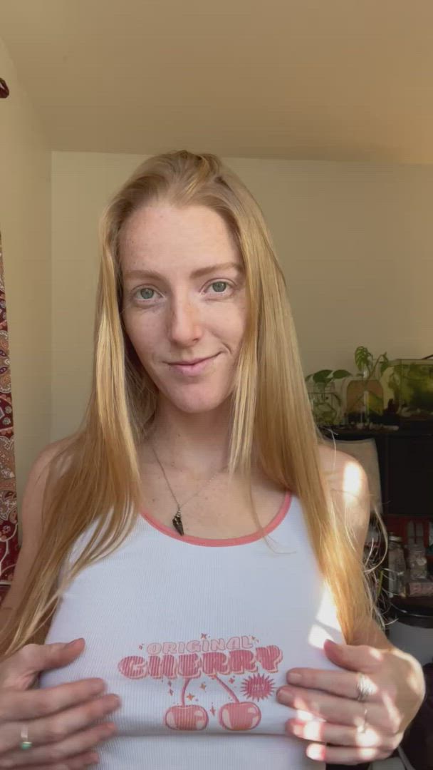 Gigi Lovely <strong>@lovelylittlegigi</strong> in natural tits titty drop homemade hotwife lesbian petite porn video