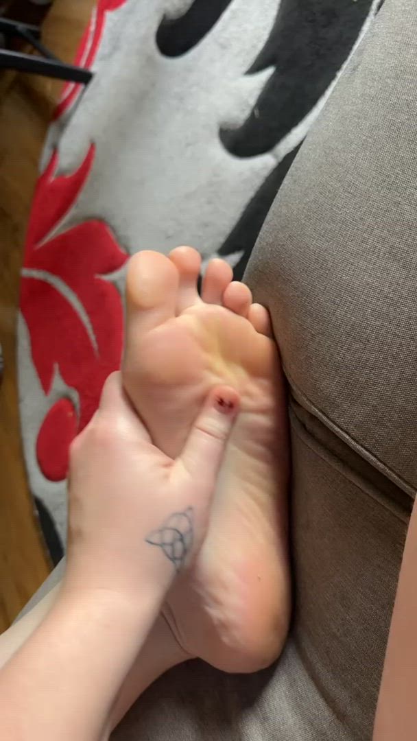 Gingercreamm <strong>@gingercreamm</strong> in cum dirty fetish licking on sucking feet redhead porn video
