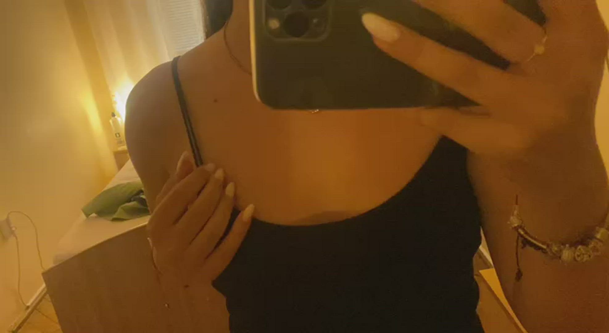 GoldenInnaa <strong>@goldenandinna</strong> in nipple play small tits amateur porn video