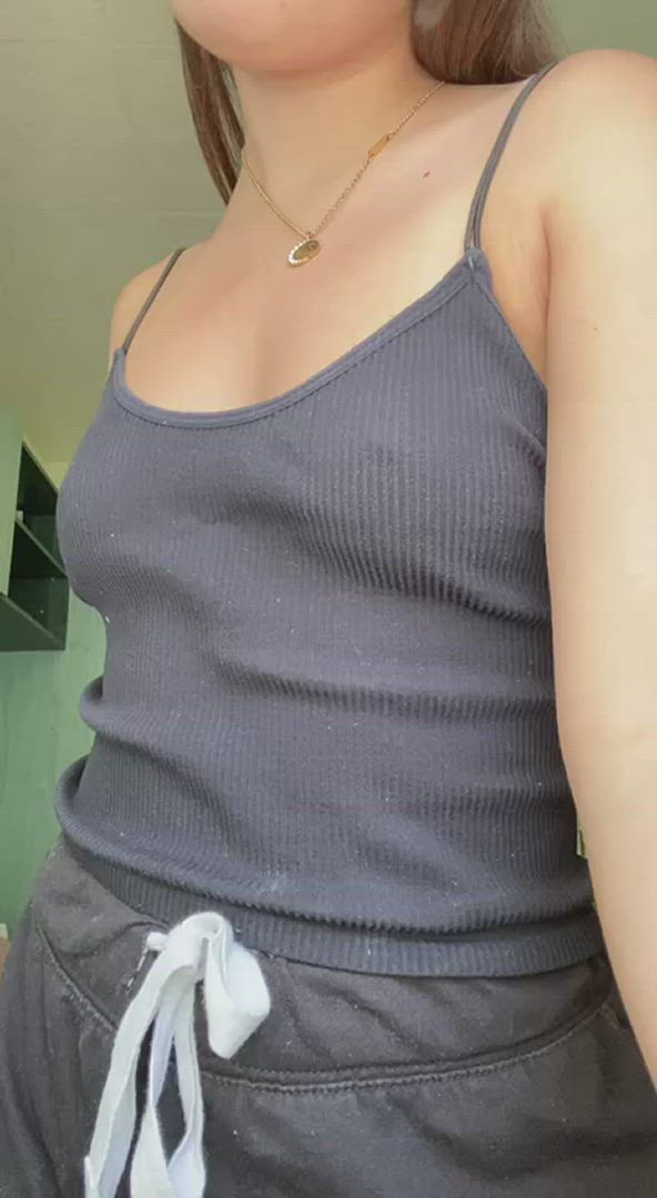 GoldenInnaa <strong>@goldenandinna</strong> in nipple play small tits amateur porn video
