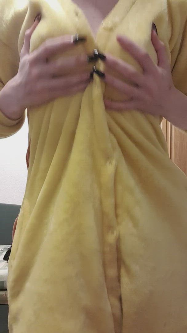 Grulla <strong>@grulla1</strong> in titty drop college boobs porn video