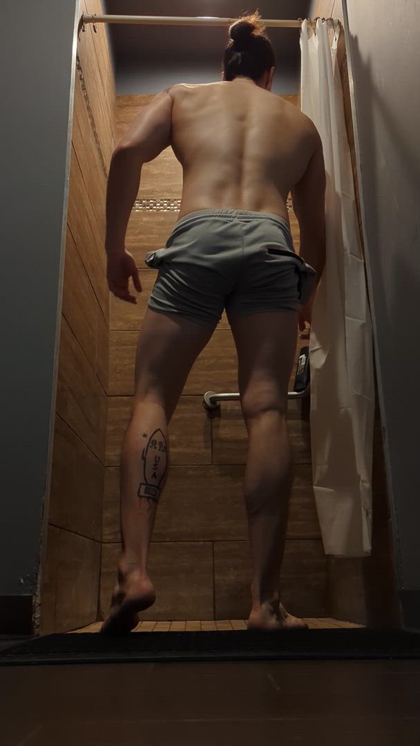 GymTarzan <strong>@gymtarzan</strong> in monster cock masturbating bodybuilder hardcore big ass amateur porn video