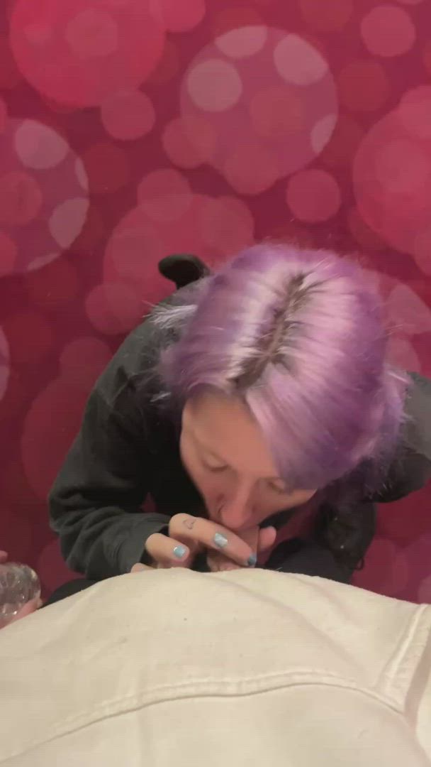Hailey Nicole!  <strong>@lilglitterbitch</strong> in big dick amateur blowjob porn video