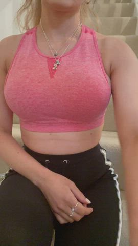 Hannah Veillet  <strong>@hannahveillet</strong> in porn video
