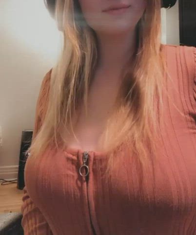 Hannahhansenof <strong>@hannahhansen</strong> in big natural tits amateur blonde porn video