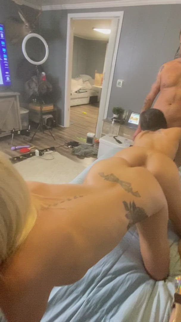 Hazeandmav <strong>@haze_and_mav</strong> in double blowjob swingers petite porn video