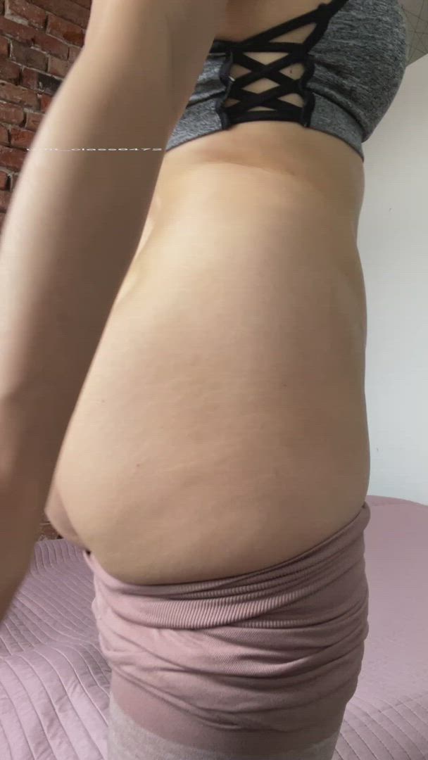 Helga <strong>@helgabelchok</strong> in yoga pants amateur ass porn video