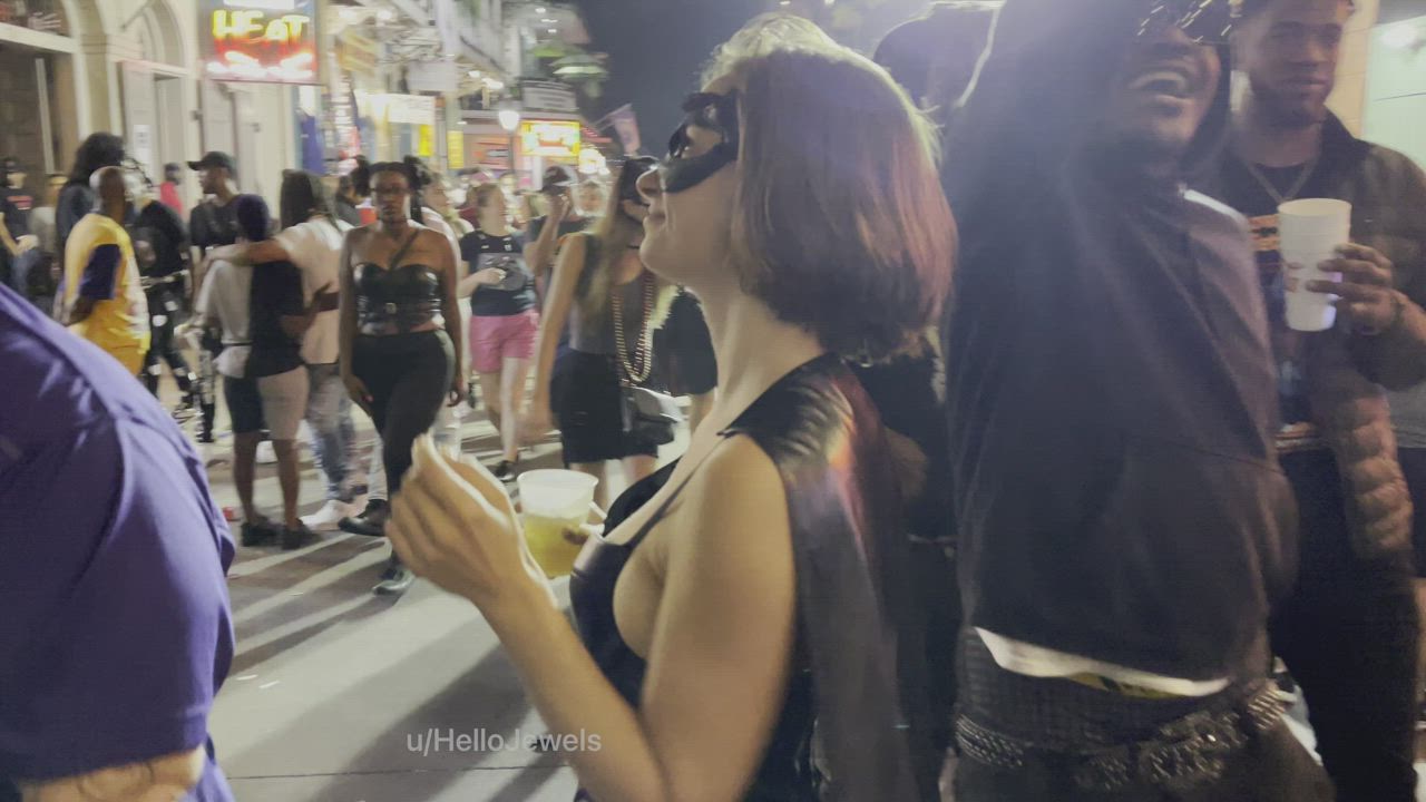 Hello Jewels <strong>@hellojewels</strong> in bachelor party exhibitionism exhibitionist big tits female boobs porn video