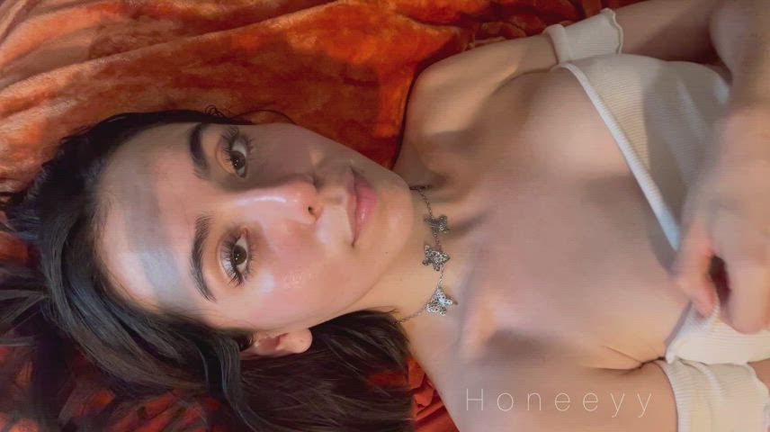 Honey <strong>@honeeyy_</strong> in natural tits extra small brown eyes close up braces petite boobs porn video