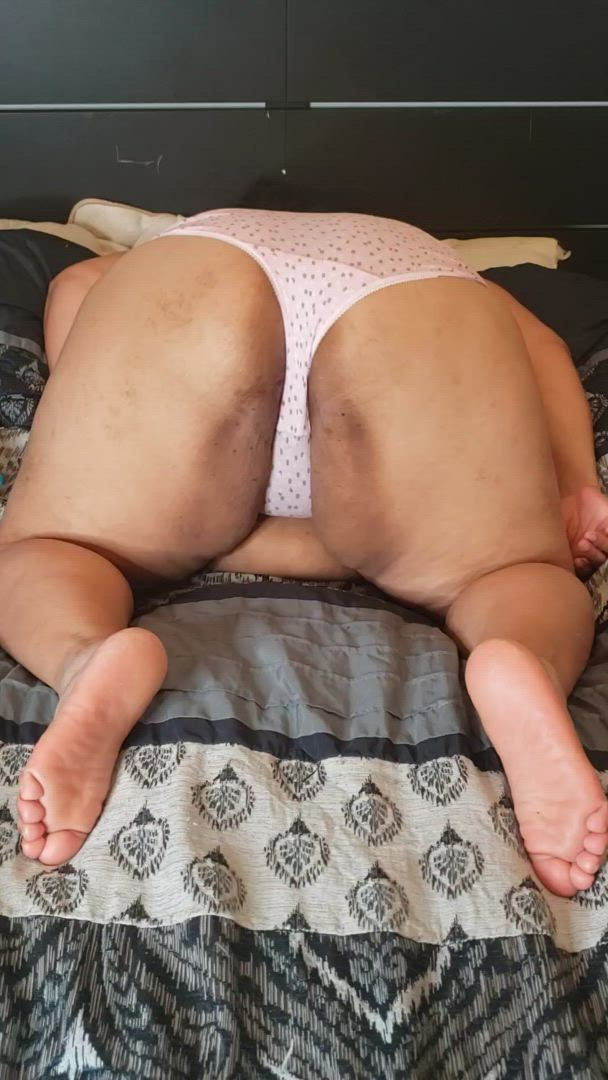 Honeybunlishous <strong>@honeybunlishous</strong> in big ass latina pussy porn video