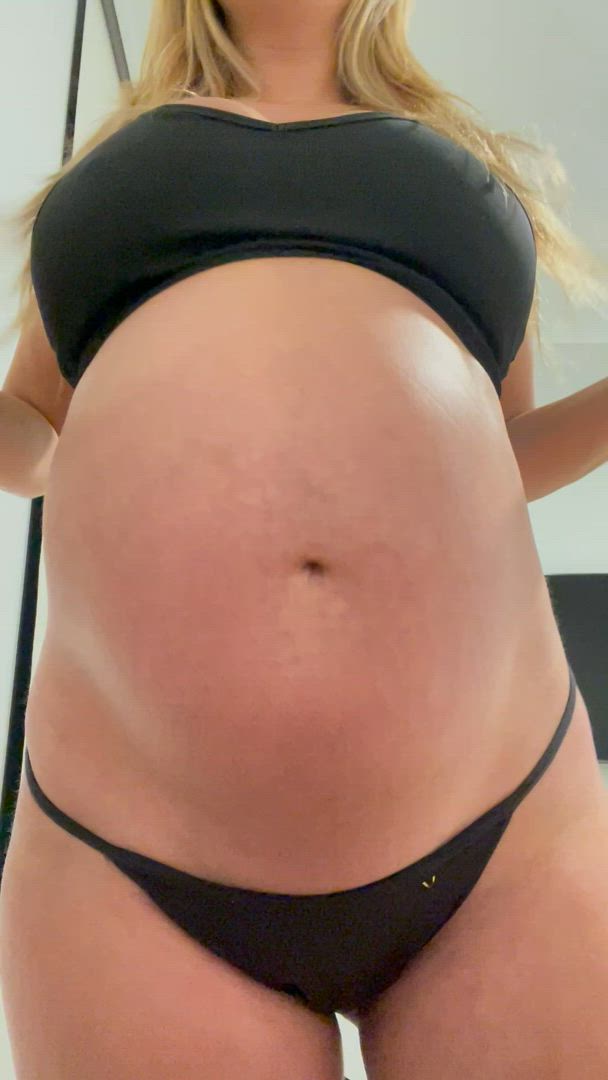 Itsbritneyxxx <strong>@itsbritneyxxx</strong> in porn video