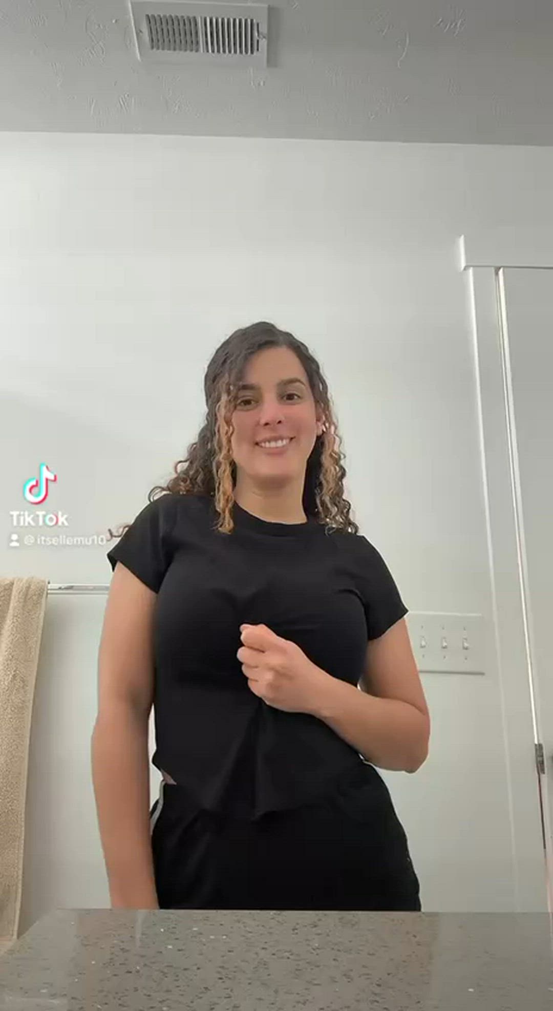 Itsellemu <strong>@itsellemu</strong> in big huge natural tits thick teen porn video