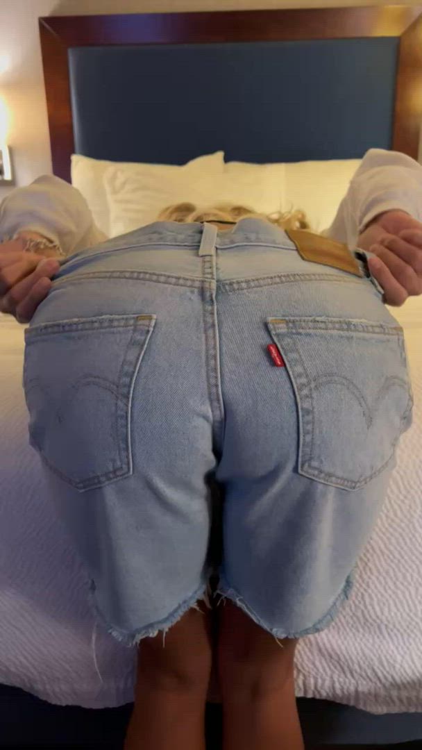 Itssavknight  <strong>@itssavknight</strong> in big ass amateur blonde porn video