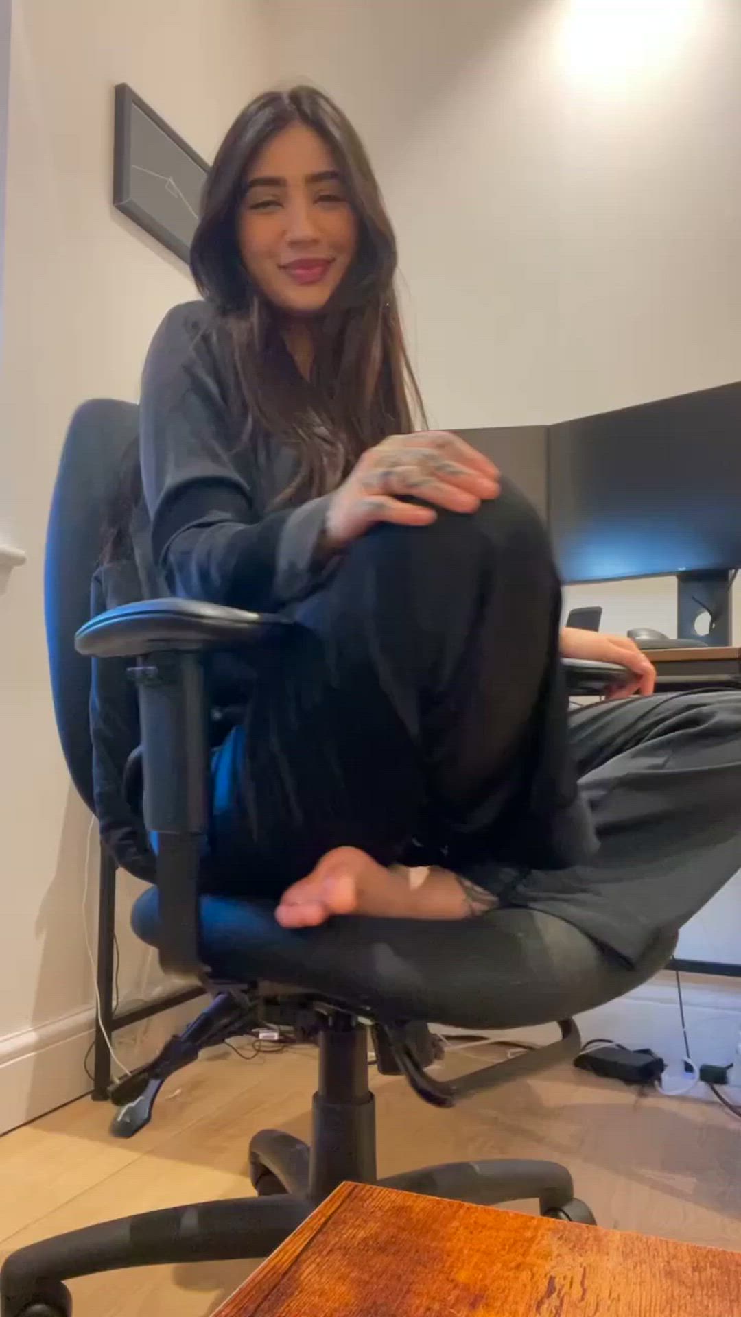 Ivy Clark  <strong>@ivy.clark</strong> in big ass latina pussy porn video