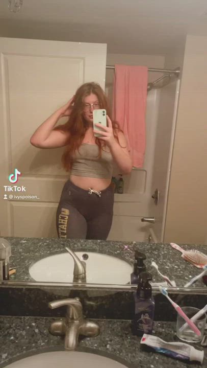 Ivy  <strong>@aeris_milan</strong> in bouncing tits bisexual model porn video