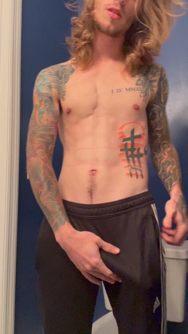Jay Mayhem <strong>@thejaymayhem</strong> in big dick cock gay porn video