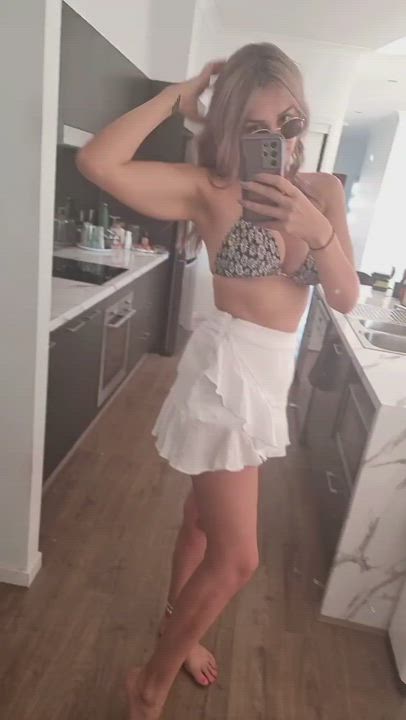 Jessy <strong>@jessevie</strong> in porn video