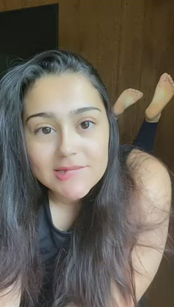 Jojosprettitoesx <strong>@jojosprettitoesx</strong> in foot fetish feet bbc porn video