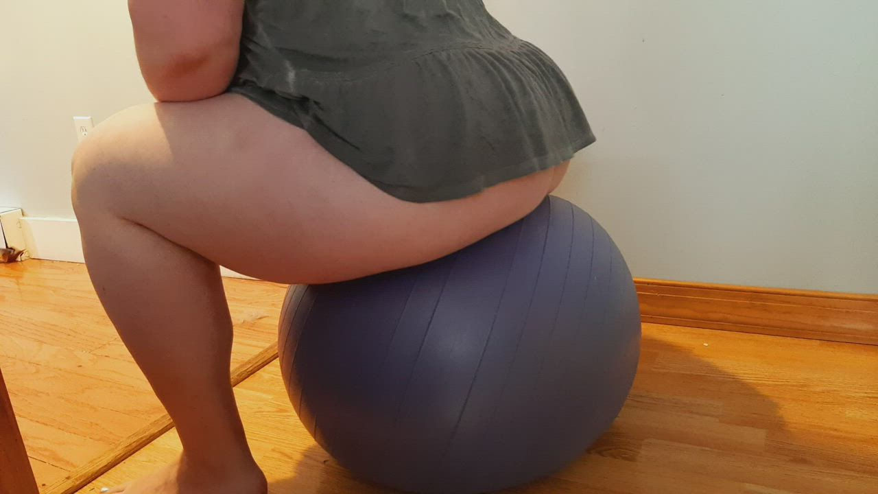 Josie Desire <strong>@diariesofahornyhousewife</strong> in porn video